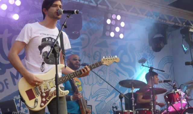 Da uno scherzo su Facebook nasce un festival rock: ad agosto via al Coachellamare